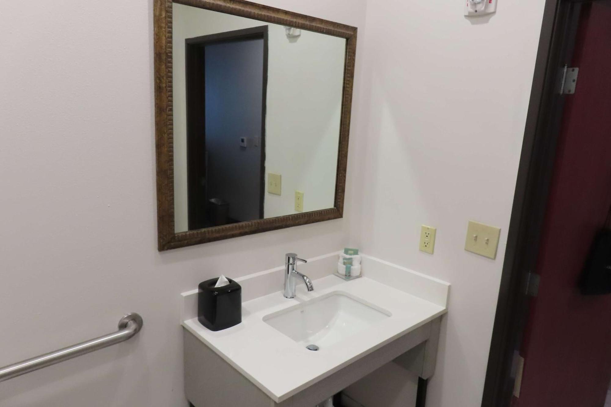 Best Western Heritage Inn & Suites Broussard المظهر الخارجي الصورة